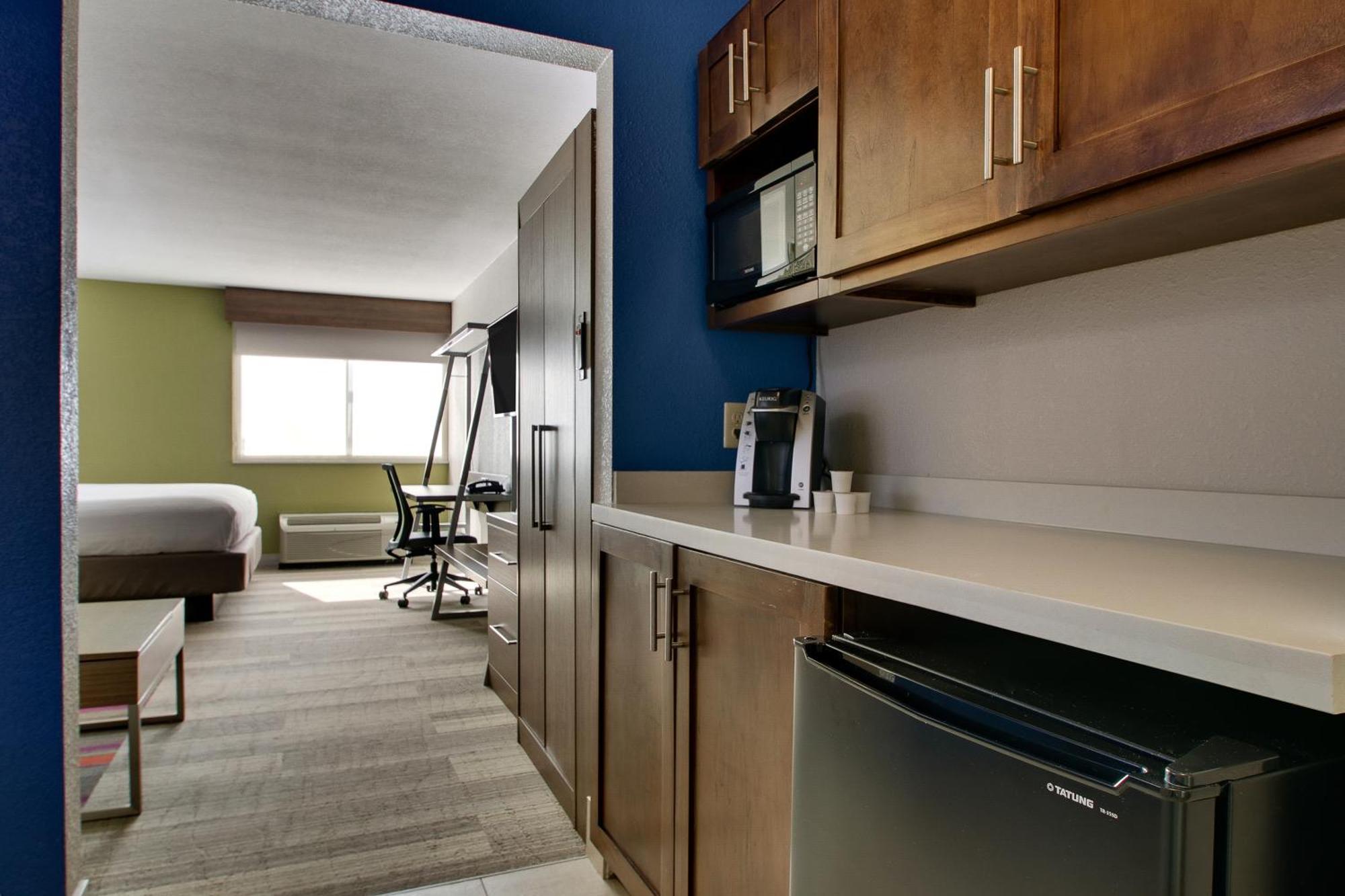 Hotel Holiday Express & By Ihg Wapakoneta